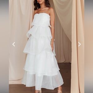 Elegant White Strapless Layered Dress